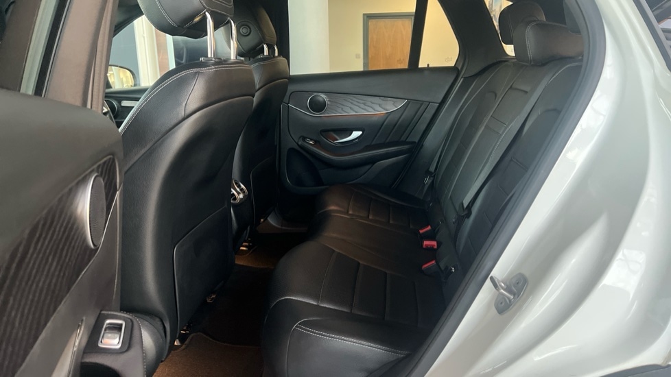 Used Mercedes-Benz GLC 2019 for sale - 76652697: Photo 24