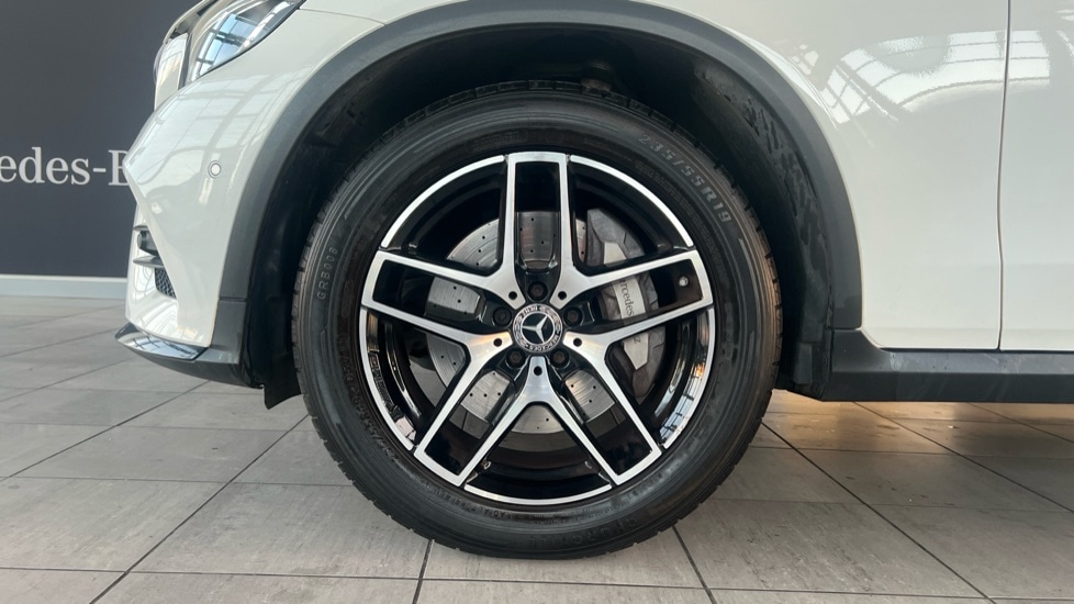 Used Mercedes-Benz GLC 2019 for sale - 76652697: Photo 25