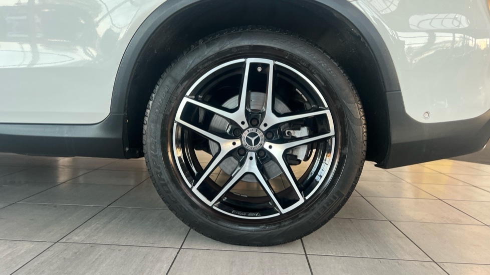 Used Mercedes-Benz GLC 2019 for sale - 76652697: Photo 26