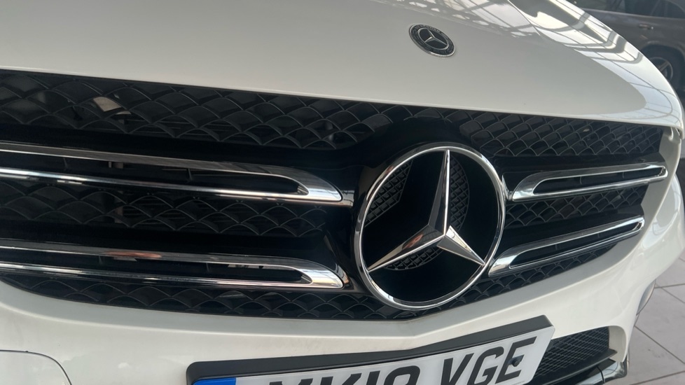 Used Mercedes-Benz GLC 2019 for sale - 76652697: Photo 33