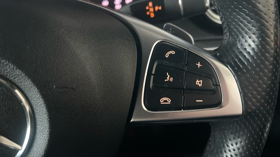 Used Mercedes-Benz GLC 2019 for sale - 76652697: Photo 39