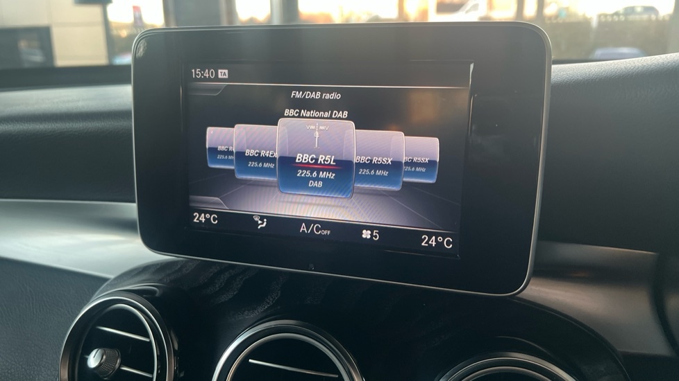 Used Mercedes-Benz GLC 2019 for sale - 76652697: Photo 49