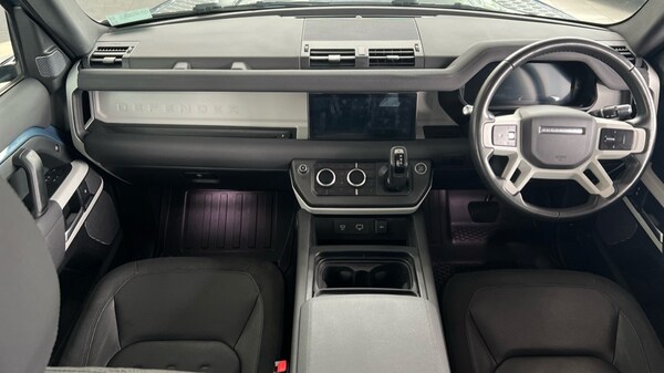 Used Land Rover Defender 2020 for sale - 76176287: Photo 11