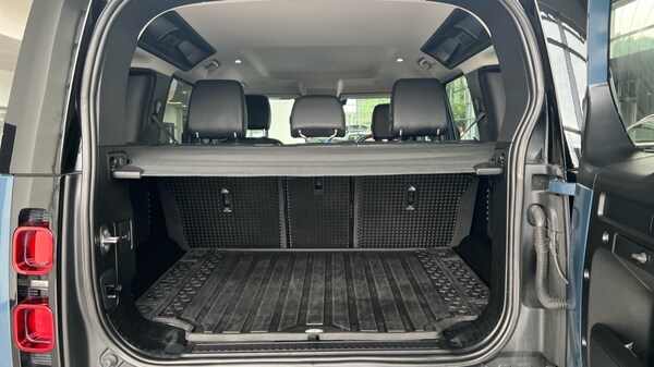 Used Land Rover Defender 2020 for sale - 76176287: Photo 15