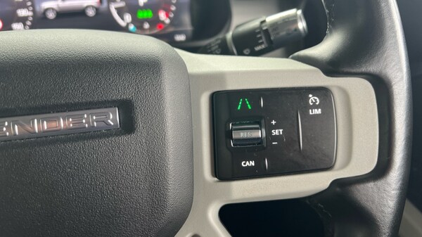 Used Land Rover Defender 2020 for sale - 76176287: Photo 38