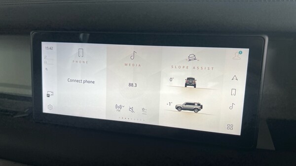 Used Land Rover Defender 2020 for sale - 76176287: Photo 45