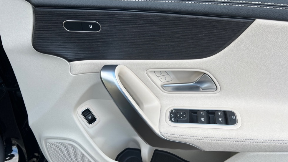 Used Mercedes-Benz CLA 2023 for sale - 76095902: Photo 36