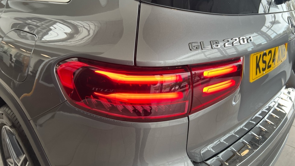 Used Mercedes-Benz GLB 2024 for sale - 76908061: Photo 21