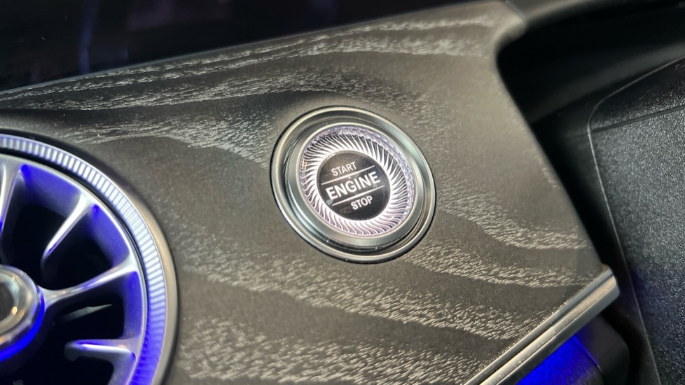 Used Mercedes-Benz E Class 2020 for sale - 76640156: Photo 40