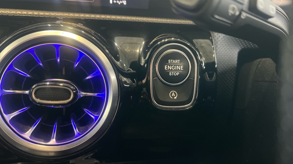 Used Mercedes-Benz A-Class 2022 for sale - 76684112: Photo 40