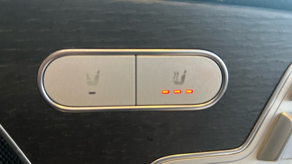 Used Mercedes-Benz GLE 2022 for sale - 76977753: Photo 42