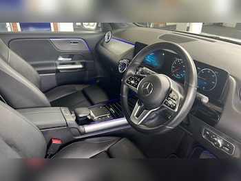 Used Mercedes-Benz EQA 2021 for sale - 75440022: Photo