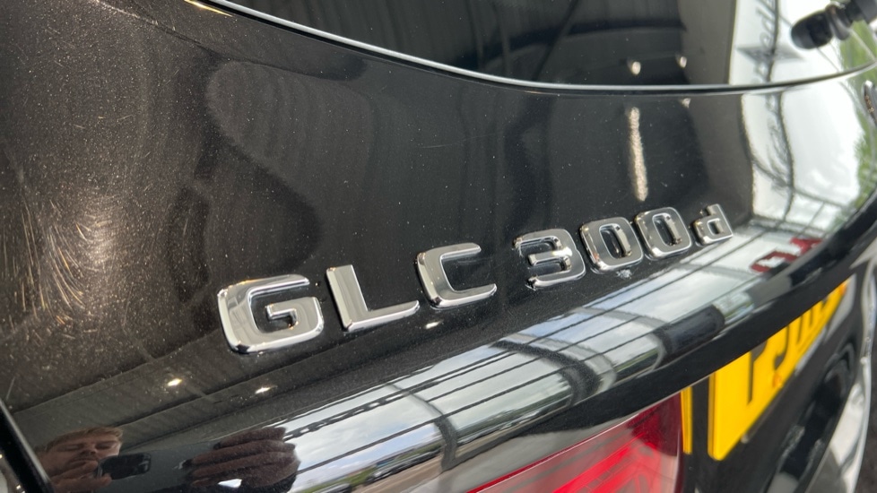 Used Mercedes-Benz GLC 2021 for sale - 76033960: Photo 22