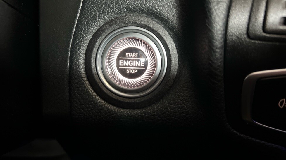 Used Mercedes-Benz GLC 2021 for sale - 76033960: Photo 41