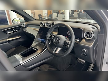 Used Mercedes-Benz GLC 2024 for sale - 75537320: Photo