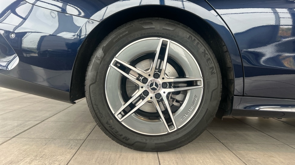 Used Mercedes-Benz E Class 2025 for sale - 76796239: Photo 27