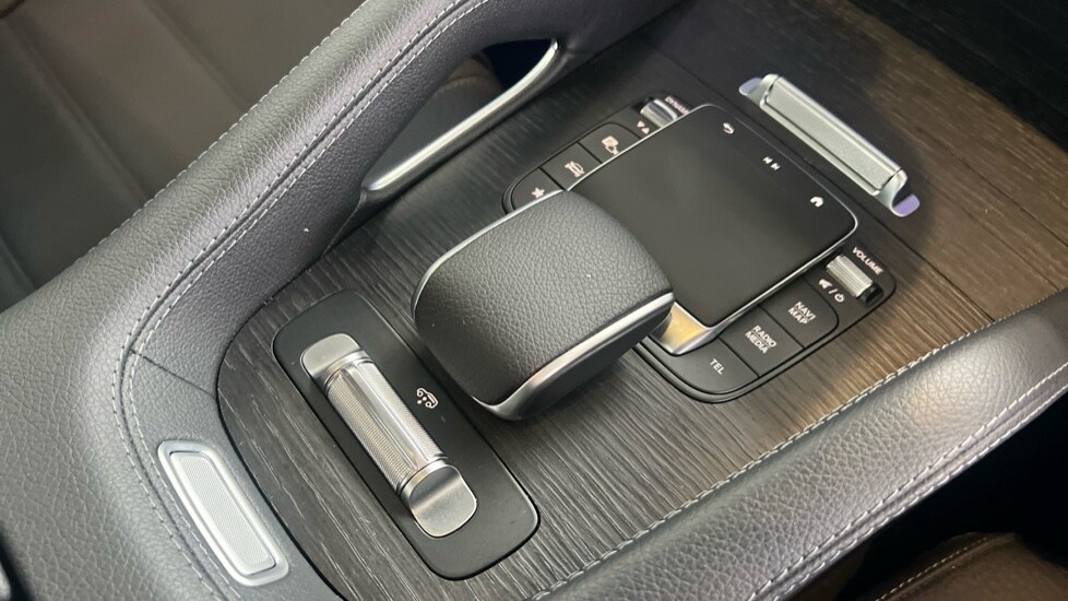 Used Mercedes-Benz GLE 2024 for sale - 76241715: Photo 41