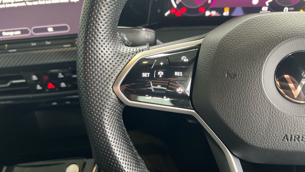 Used Volkswagen Golf 2022 for sale - 76130818: Photo 28