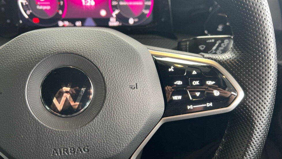 Used Volkswagen Golf 2022 for sale - 76130818: Photo 29