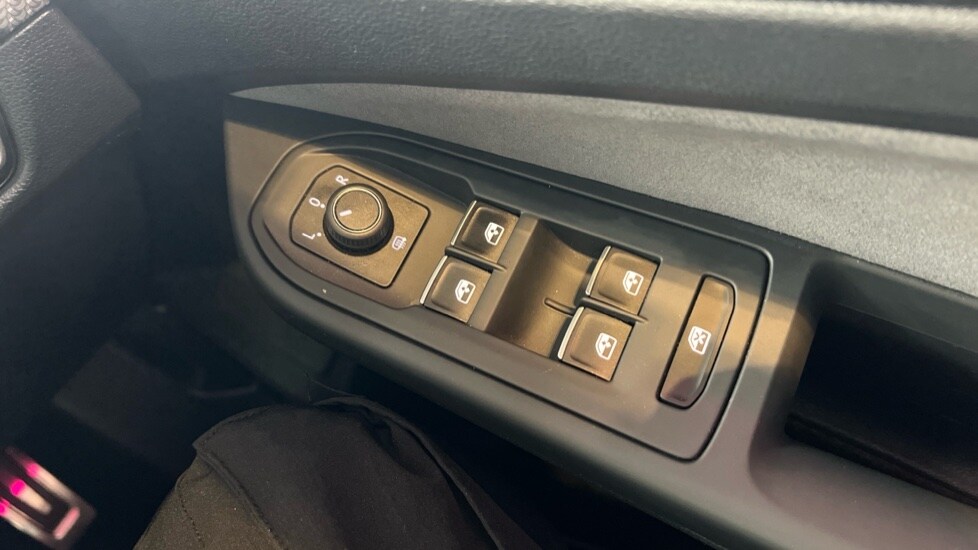 Used Volkswagen Golf 2022 for sale - 76130818: Photo 31