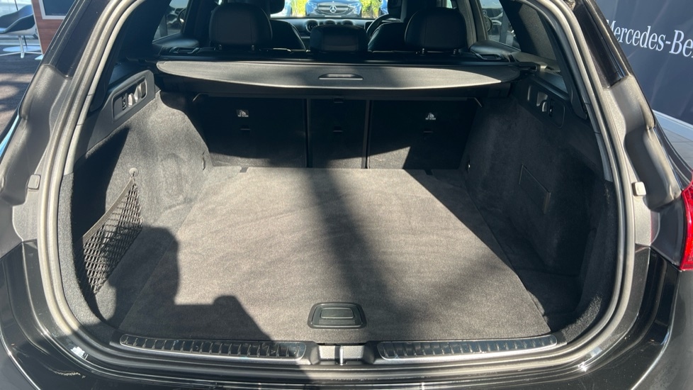Used Mercedes-Benz C-Class 2024 for sale - 75996843: Photo 17