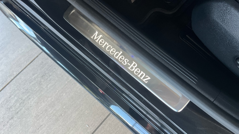 Used Mercedes-Benz C-Class 2024 for sale - 75996843: Photo 32