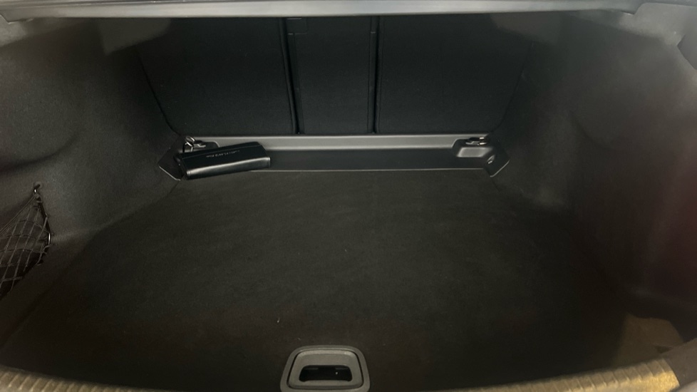 Used Mercedes-Benz C Class 2024 for sale - 76841891: Photo 17