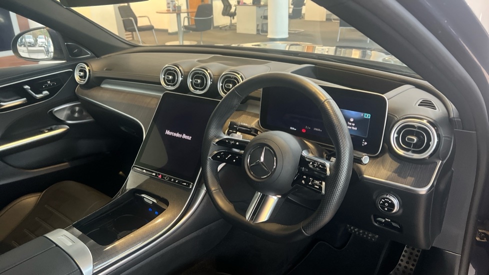 Used Mercedes-Benz C Class 2024 for sale - 76841891: Photo 3