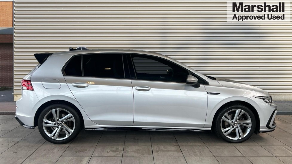 Used Volkswagen Golf 2020 for sale - 76640147: Photo 2