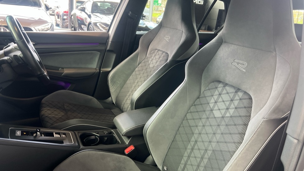 Used Volkswagen Golf 2020 for sale - 76640147: Photo 22