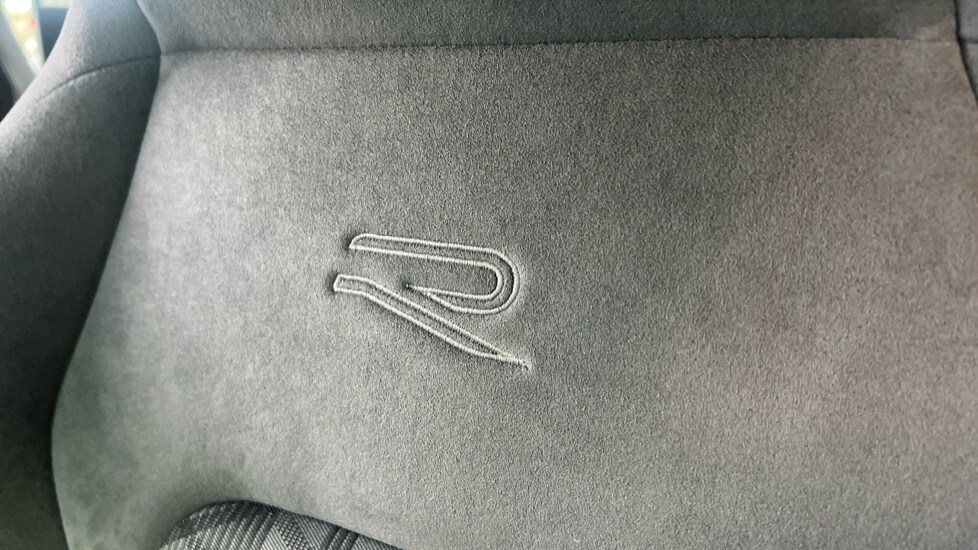 Used Volkswagen Golf 2020 for sale - 76640147: Photo 23