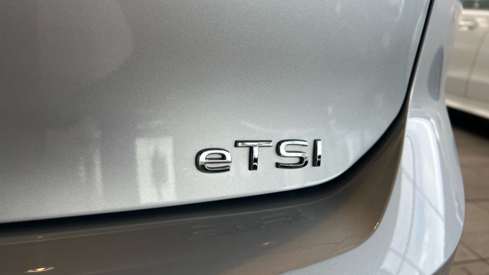 Used Volkswagen Golf 2020 for sale - 76640147: Photo 33