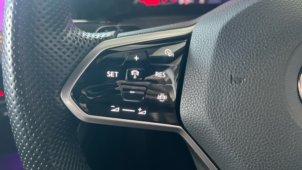 Used Volkswagen Golf 2020 for sale - 76640147: Photo 34