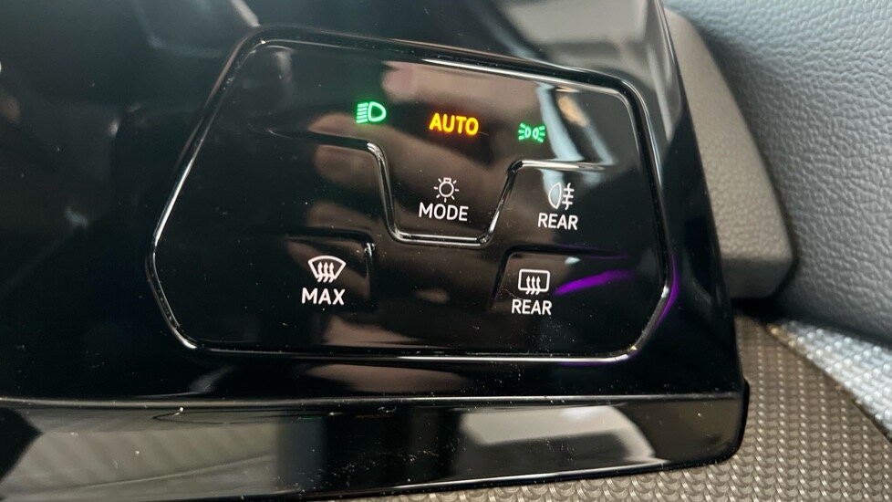 Used Volkswagen Golf 2020 for sale - 76640147: Photo 36