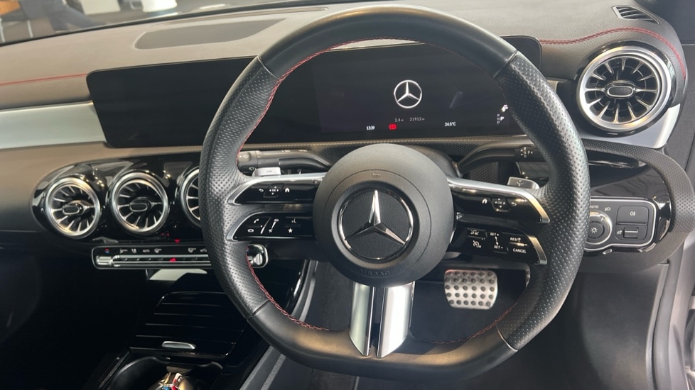 Used Mercedes-Benz CLA 2023 for sale - 76372909: Photo 12