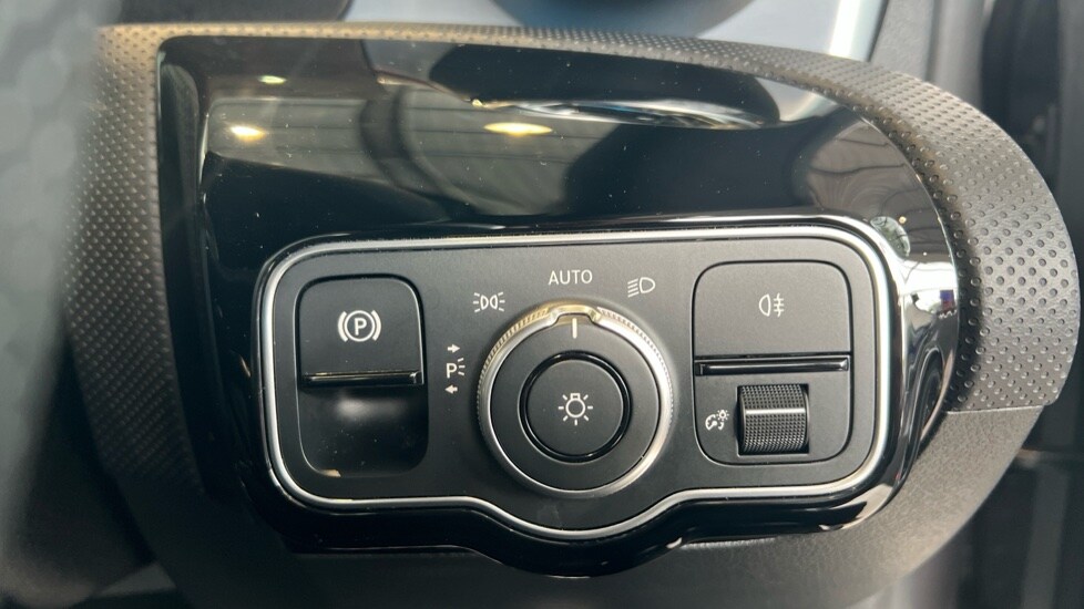 Used Mercedes-Benz CLA 2023 for sale - 76372909: Photo 36