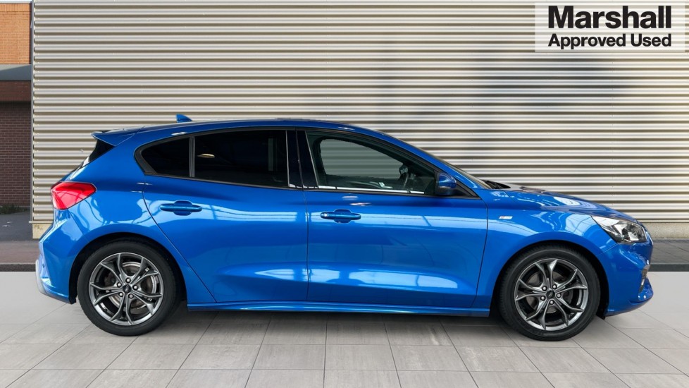 Used Ford Focus 2019 for sale - 76494095: Photo 2