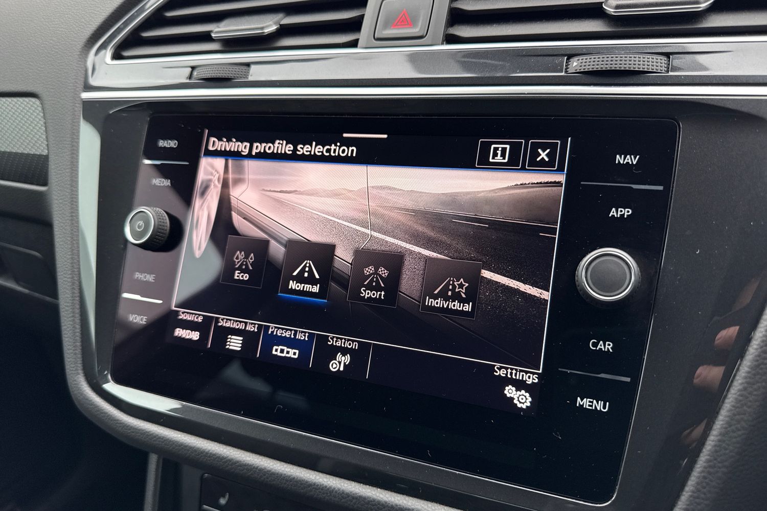 Used Volkswagen Tiguan 2024 for sale - 76820070: Photo 48