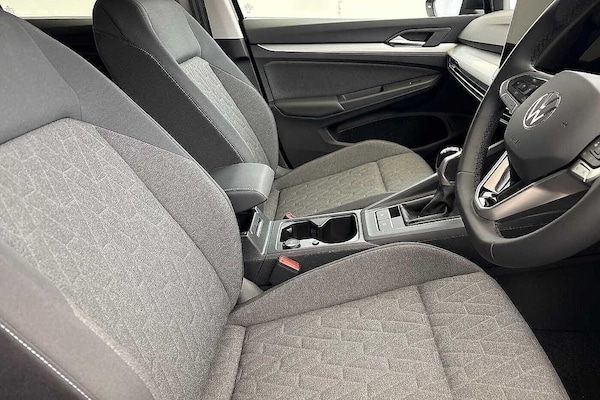 Used Volkswagen Golf 2024 for sale - 76232544: Photo 10