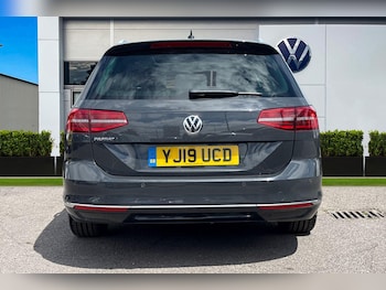 Used Volkswagen Passat 2019 for sale - 78920546: Photo