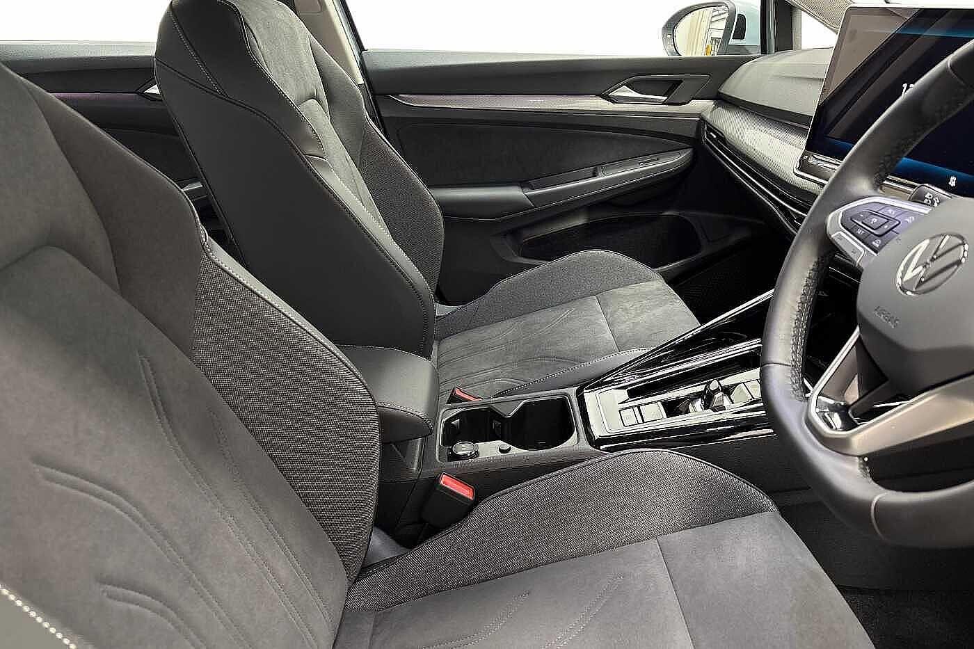 Used Volkswagen Golf 2025 for sale - 76934315: Photo 11