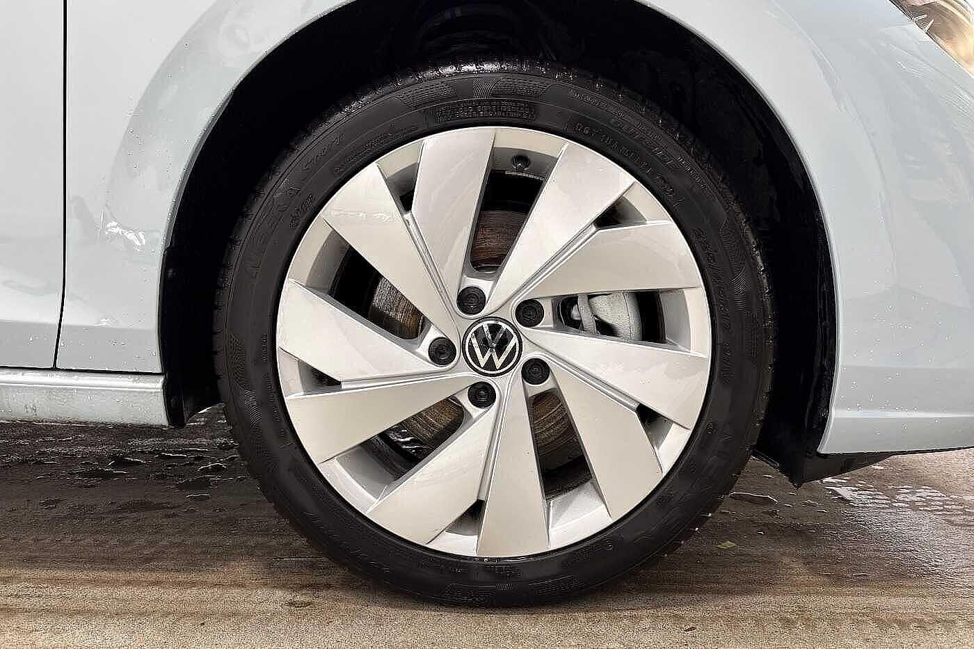 Used Volkswagen Golf 2025 for sale - 76934315: Photo 6