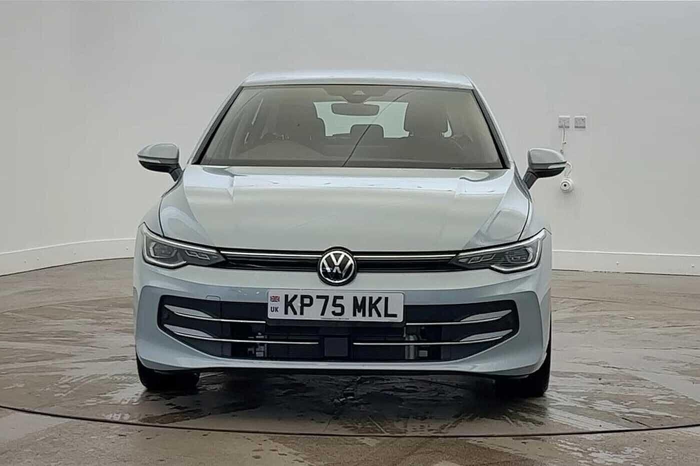 Used Volkswagen Golf 2025 for sale - 76934315: Photo 8