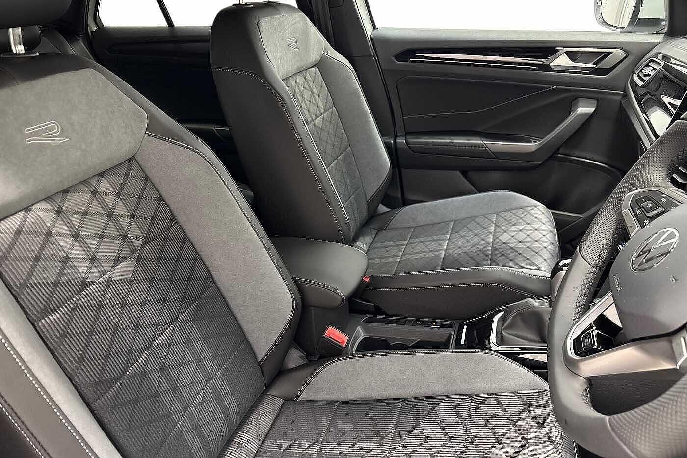 Used Volkswagen T-Roc 2025 for sale - 76546160: Photo 11