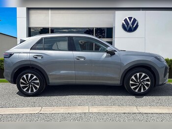 Used Volkswagen T-Roc 2026 for sale - 79099665: Photo