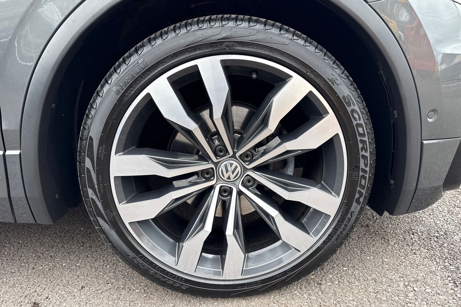 Used Volkswagen Tiguan 2019 for sale - 77914265: Photo 10