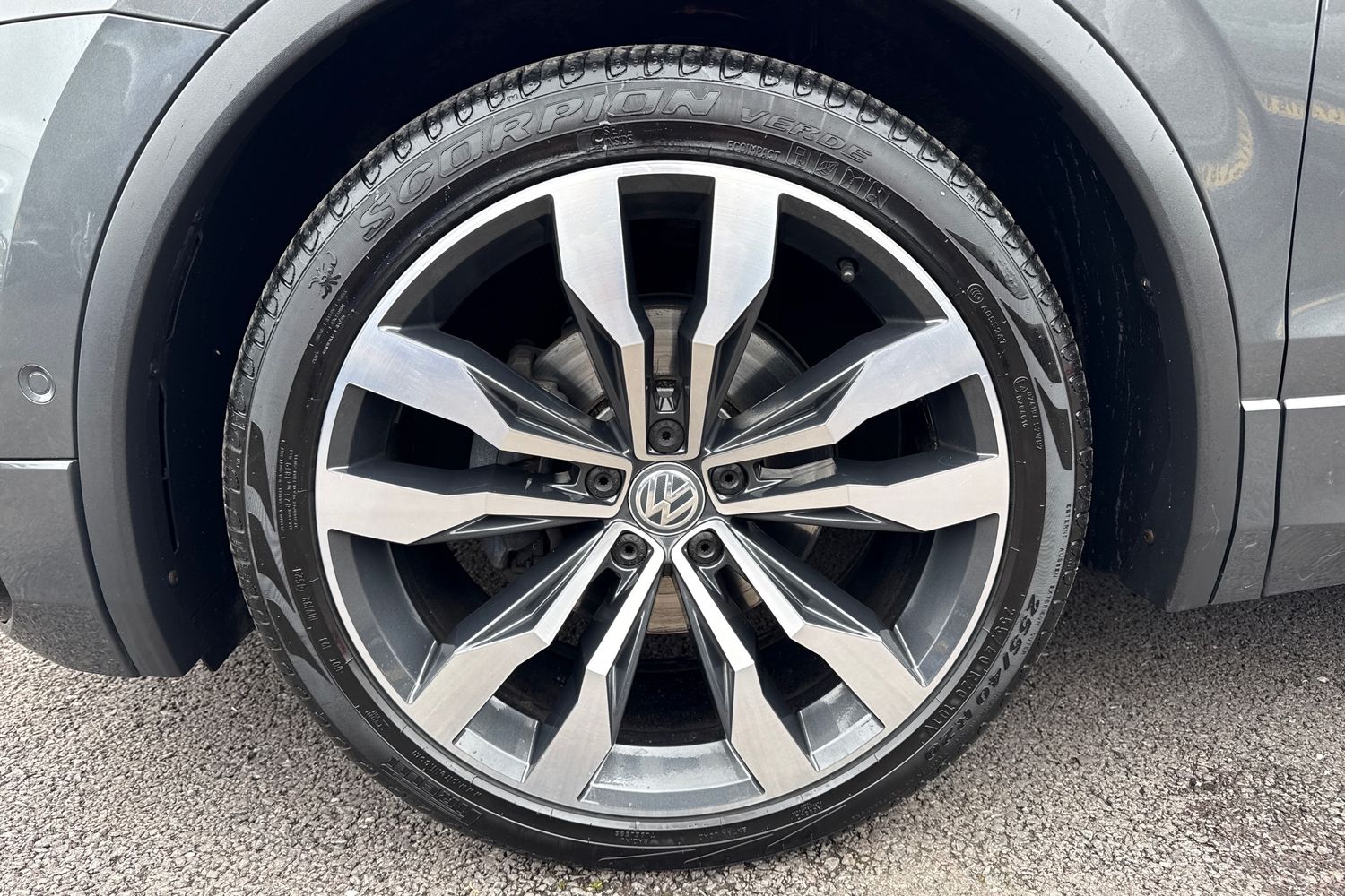 Used Volkswagen Tiguan 2019 for sale - 77914265: Photo 12