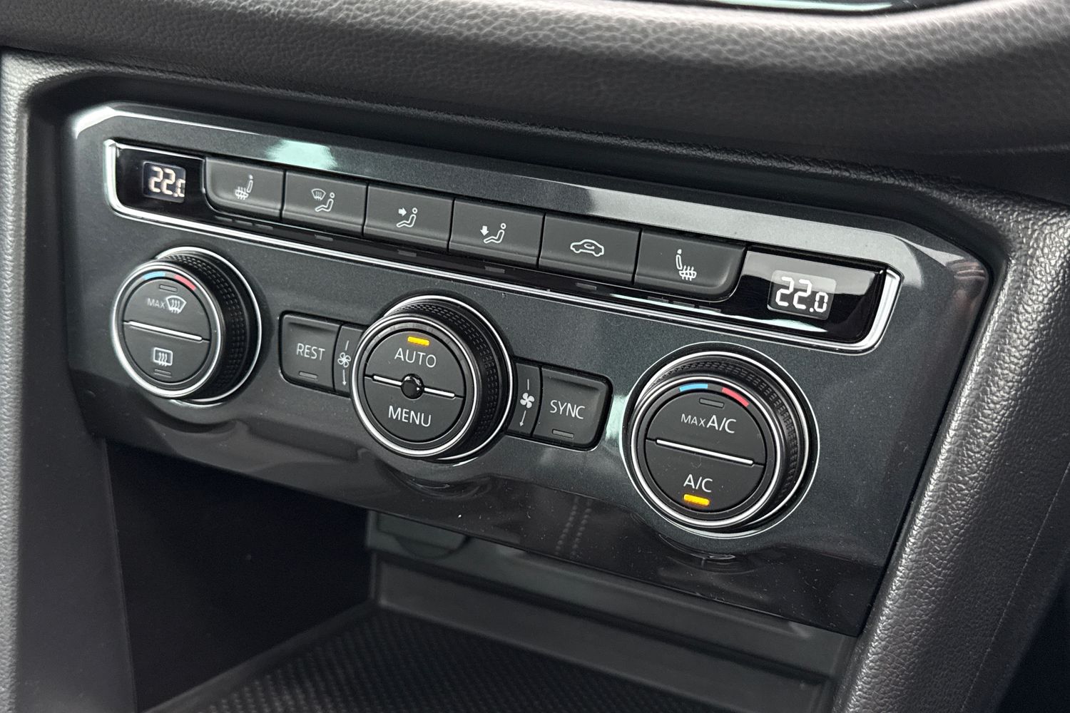 Used Volkswagen Tiguan 2019 for sale - 77914265: Photo 22