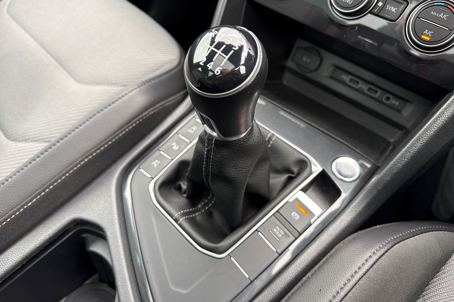 Used Volkswagen Tiguan 2019 for sale - 77914265: Photo 23