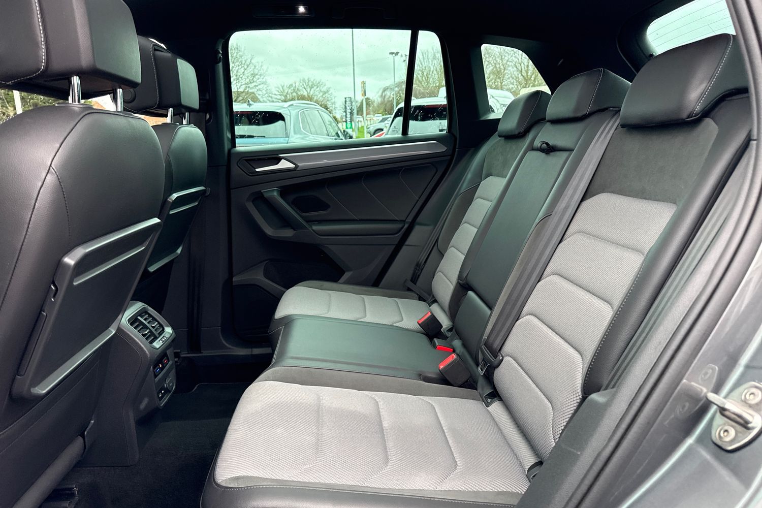 Used Volkswagen Tiguan 2019 for sale - 77914265: Photo 37